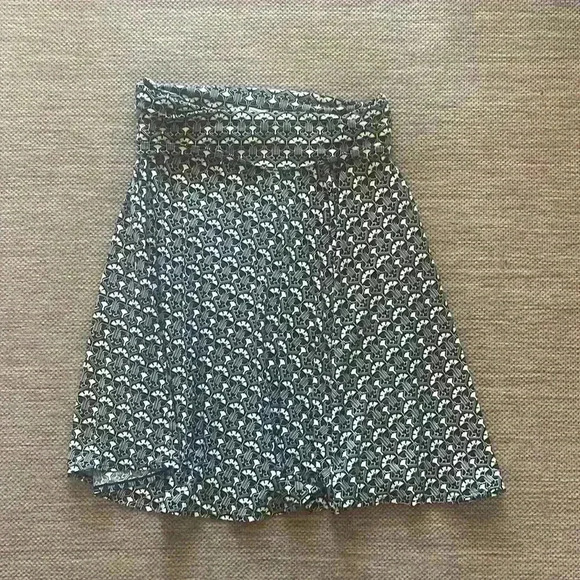 Max Studio knit skirt size medium - Picture 1 of 5